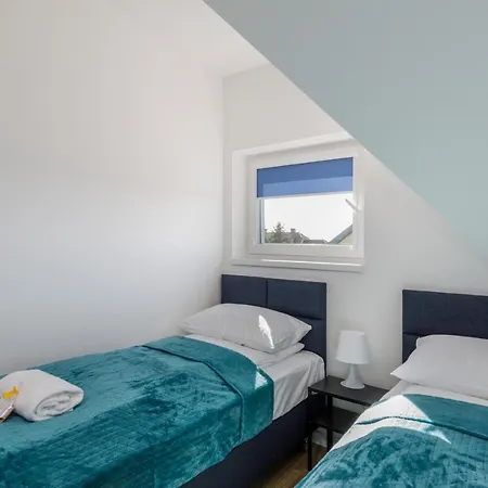 Seaside Escape By Renters