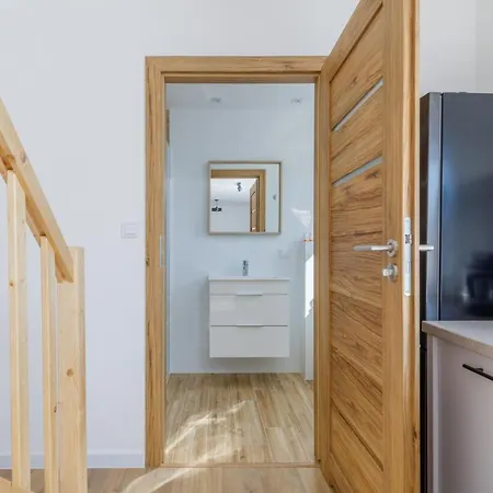 Seaside Escape By Renters