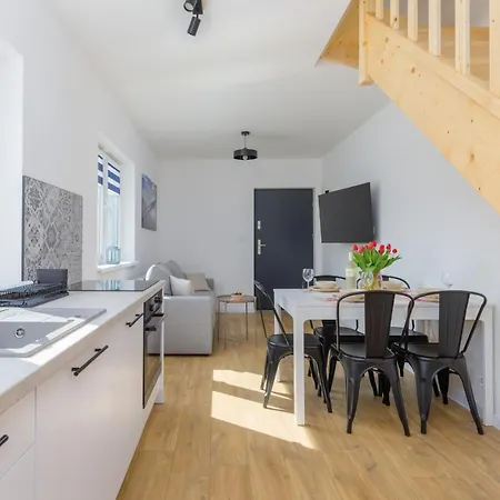 Seaside Escape By Renters Apartament Mielenko