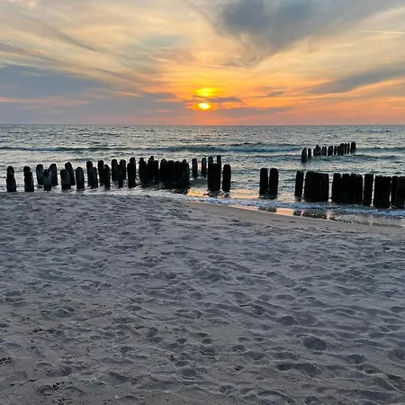 Seaside Escape By Renters Apartament Mielenko