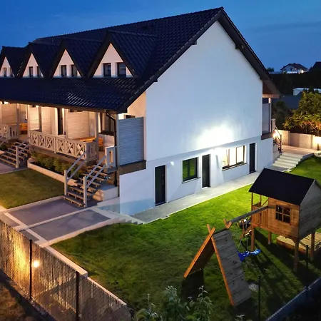 Seaside Escape By Renters Apartament Mielenko