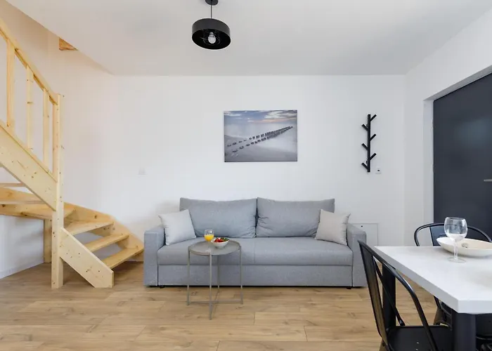 Seaside Escape By Renters Διαμέρισμα *