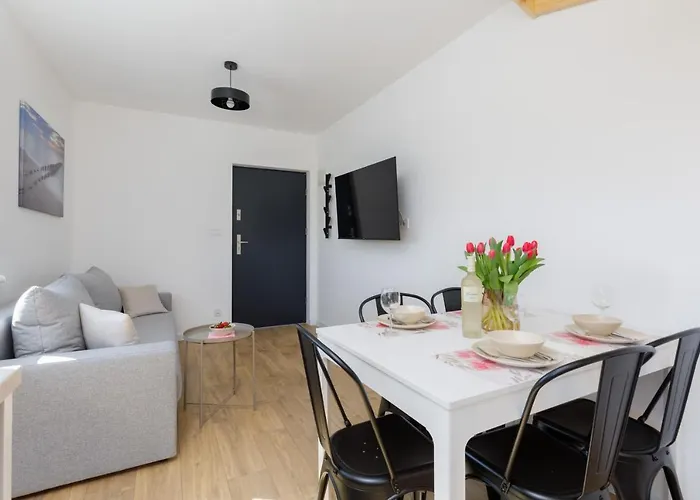 Seaside Escape By Renters * Mielenko